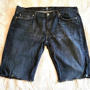 7 For All Mankind 'cut offs' 38" W 13" L at knees